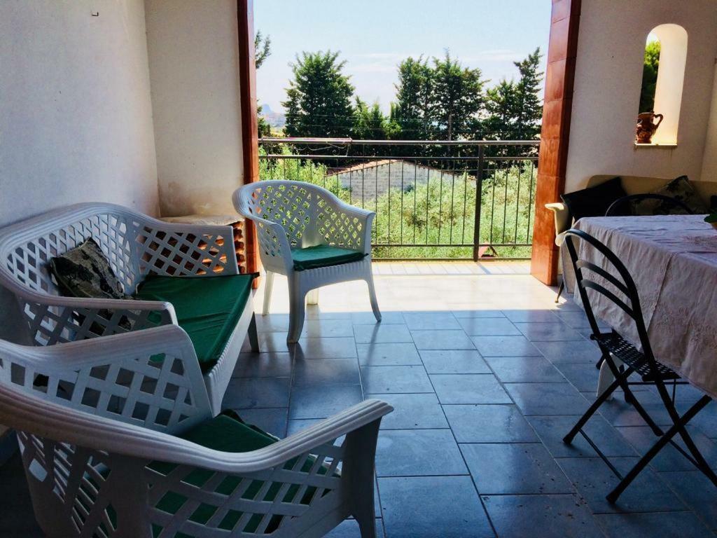 Casa Vacanza Mariaoliva Villa Menfi Kültér fotó